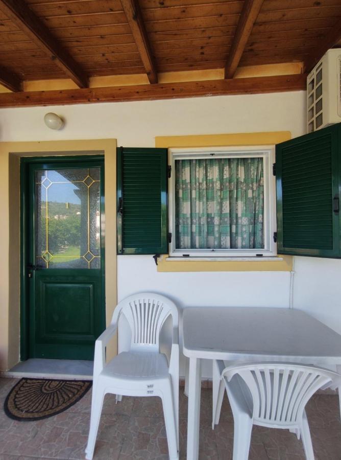 Villa Nea Zoi Moraitika Exterior foto